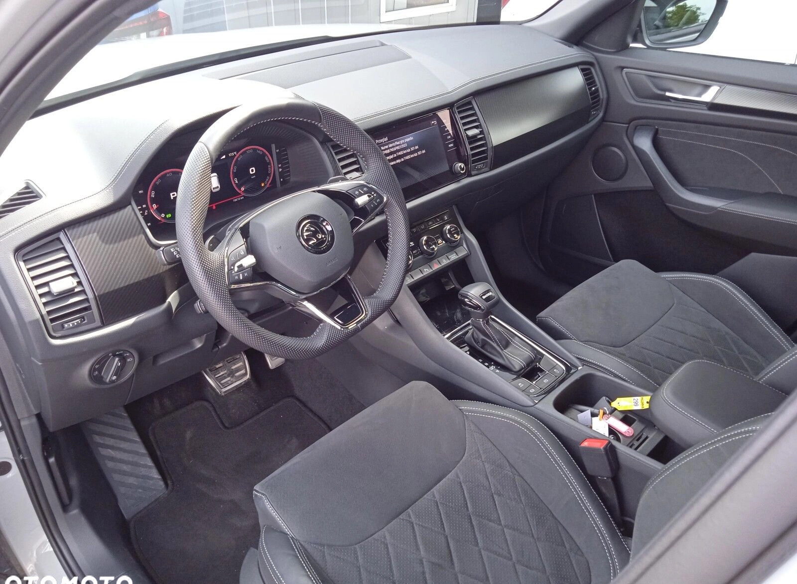 Skoda Kodiaq cena 164500 przebieg: 18607, rok produkcji 2023 z Gliwice małe 379